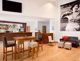 Hotel Carnbeg & 4*