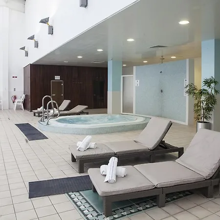 Carnbeg & Hotel Dundalk