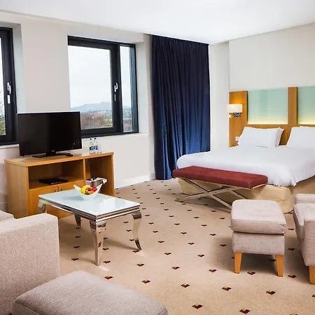 Hotel Carnbeg & Dundalk