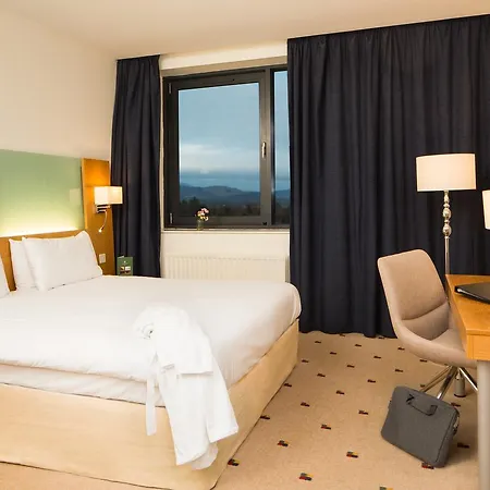 Carnbeg & Hotel Dundalk