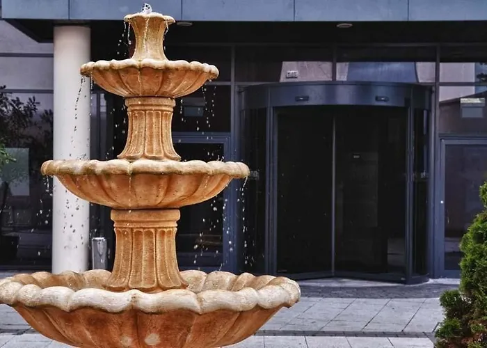 Carnbeg & Hotel Dundalk