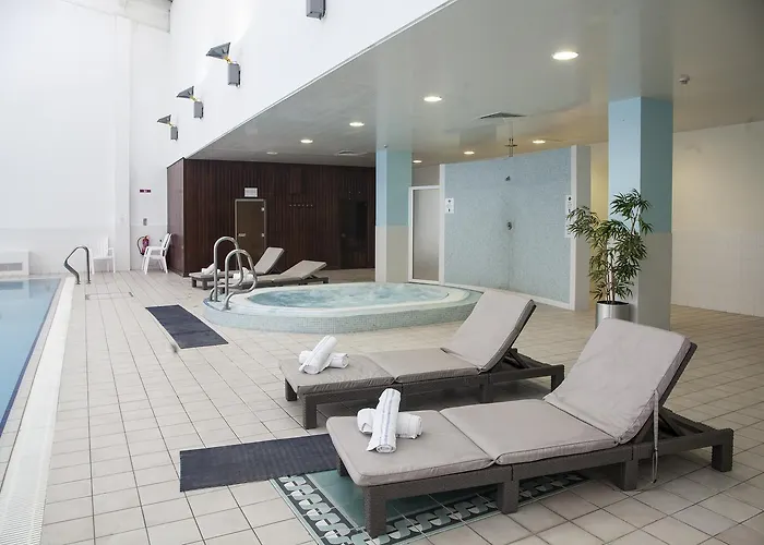 Carnbeg & Hotel Dundalk